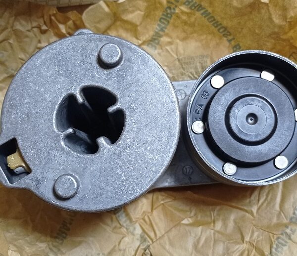 0005590471 Ролик натяжителя ремня MTU RIEMENSPANNER V-BELT TENSIONER